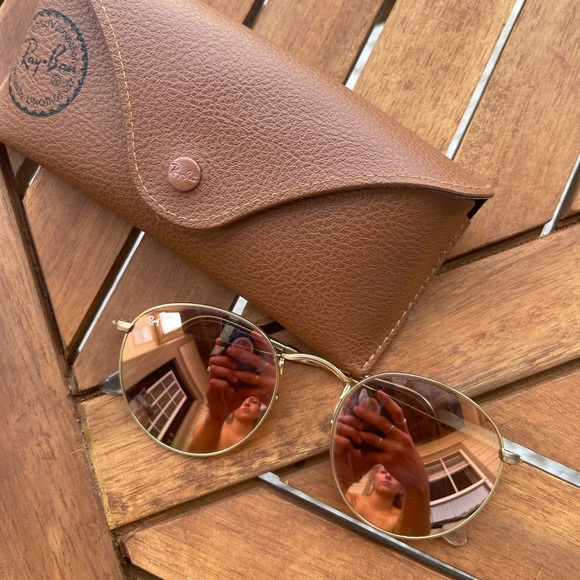 Ray-Ban Round Glasses - Picture 2 of 5